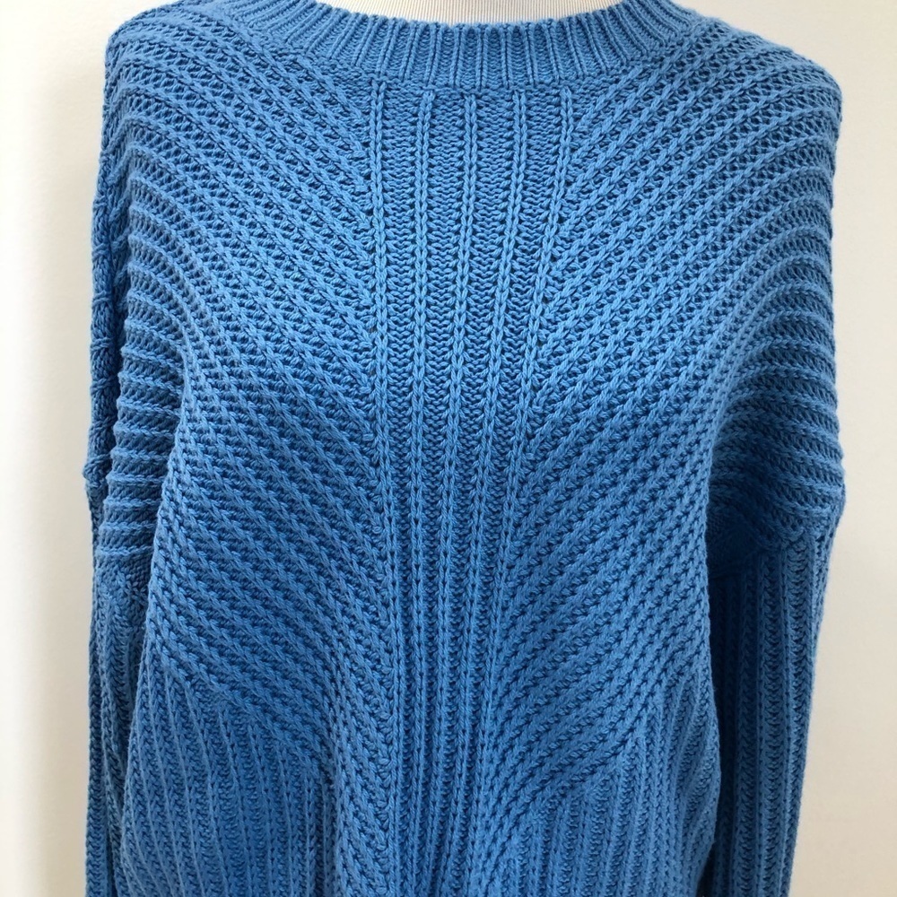 NWT Ann Taylor cable knit blue heavy sweater - Picture 2 of 6